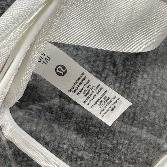 Lululemon Everywhere Belt Bag 1L Clear White Trim Stadium Event Casual Comfy - Picture 9 of 13